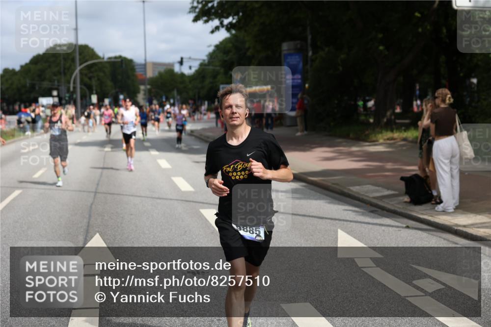 29.06.2025 - hella hamburg halbmarathon Yannick Fuchs http://msf.ph/oto/8257510 29.06.2025 10:35:57 20KM 1570, 1631, 1800, 2579, 4205, 4871, 4893, 5387, 5709, 6550, 6771, 6901, 7432, 7796, 8358, 9547, 9640, 9659, 9711, 9755, 9815, 9885, 10375, 10894, 11922, 12292, 12434, 13876, 14555, 14899, 15351, 16816, 17032, 17100, 17882, 18442, 18491, 18509, 18764, 18802 meine-sportfotos.de