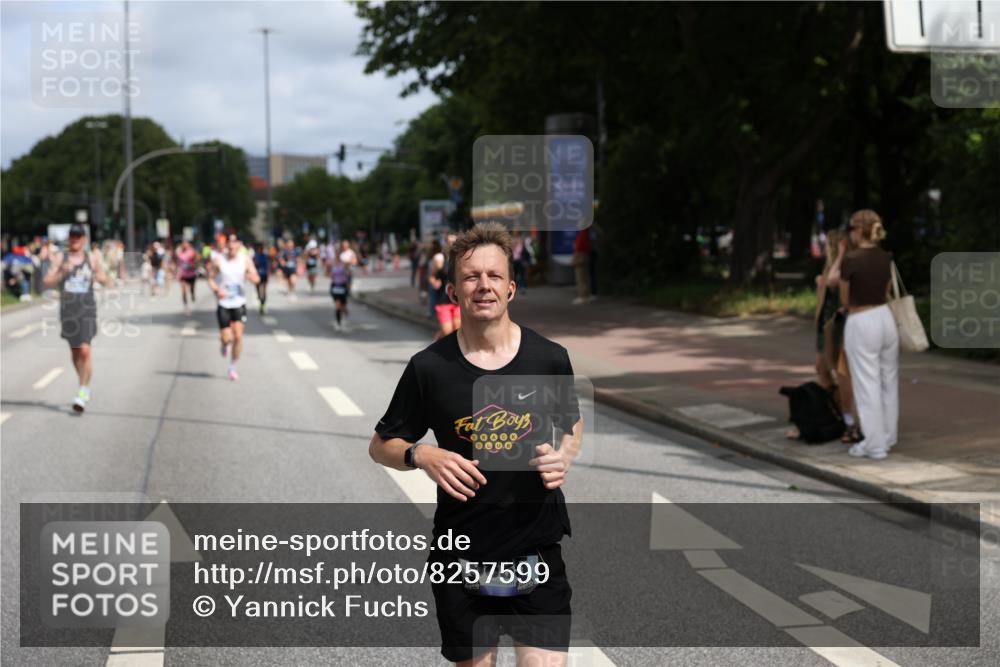 29.06.2025 - hella hamburg halbmarathon Yannick Fuchs http://msf.ph/oto/8257599 29.06.2025 10:35:57 20KM 1570, 1631, 1800, 2579, 4205, 4871, 4893, 5387, 5709, 6550, 6771, 6901, 7432, 7796, 8358, 9547, 9640, 9659, 9711, 9755, 9815, 9885, 10375, 10894, 11922, 12292, 12434, 13876, 14555, 14899, 15351, 16816, 17032, 17100, 17882, 18442, 18491, 18509, 18764, 18802 meine-sportfotos.de