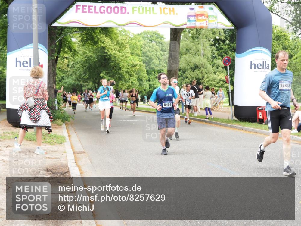 29.06.2025 - hella hamburg halbmarathon MichiJ http://msf.ph/oto/8257629 29.06.2025 10:53:02 Zwischen KM18-KM19 1249, 1781, 5951, 6489, 8402, 8917, 9829, 10389, 11917, 17836, 17866, 18721, 18754 meine-sportfotos.de