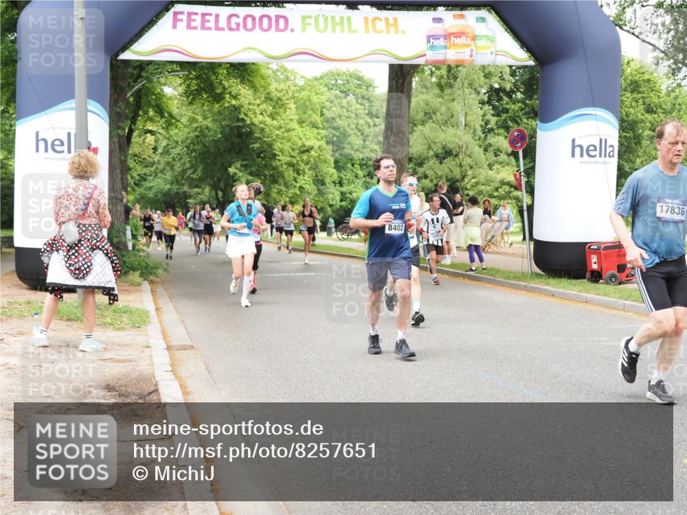 29.06.2025 - hella hamburg halbmarathon MichiJ http://msf.ph/oto/8257651 29.06.2025 10:53:02 Zwischen KM18-KM19 1249, 1781, 5951, 6489, 8402, 8917, 9829, 10389, 11917, 17836, 17866, 18721, 18754 meine-sportfotos.de