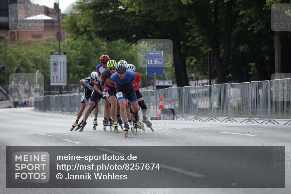 29.06.2025 - hella hamburg halbmarathon Jannik Wohlers http://msf.ph/oto/8257674 29.06.2025 08:49:22 Lombardsbrücke  meine-sportfotos.de