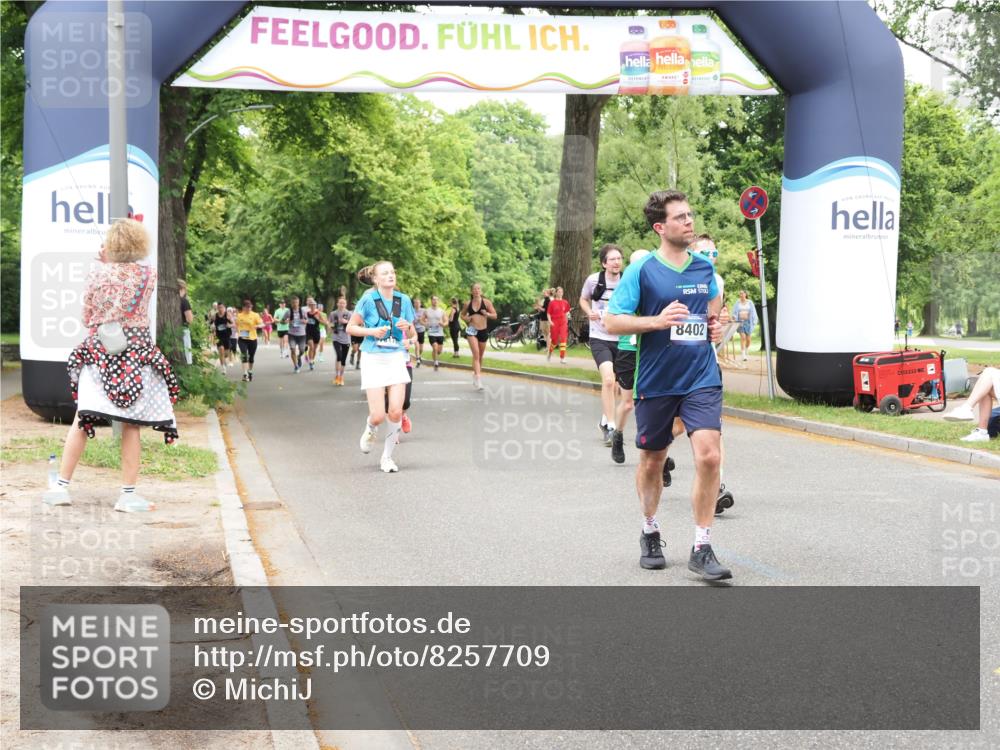 29.06.2025 - hella hamburg halbmarathon MichiJ http://msf.ph/oto/8257709 29.06.2025 10:53:03 Zwischen KM18-KM19 1249, 1781, 5951, 6489, 8402, 8917, 9829, 10389, 11917, 17836, 17866, 18754 meine-sportfotos.de