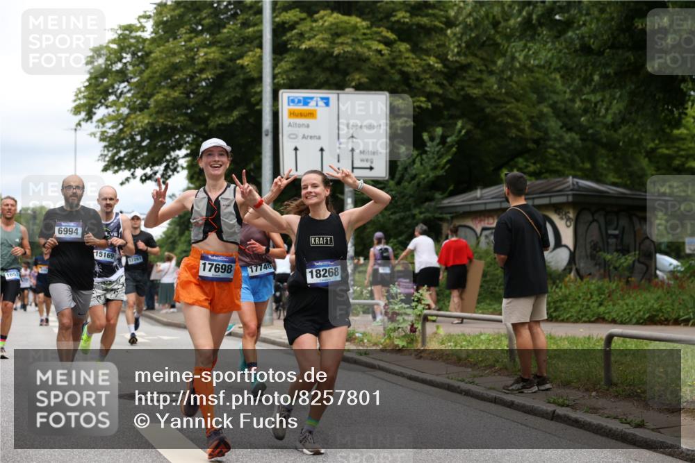 29.06.2025 - hella hamburg halbmarathon Yannick Fuchs http://msf.ph/oto/8257801 29.06.2025 10:48:28 20KM 1327, 1410, 1496, 1815, 2474, 2771, 3177, 3310, 3791, 3794, 3861, 3898, 4189, 6082, 6084, 6356, 6443, 6581, 6723, 6994, 7129, 8223, 8449, 8698, 8772, 8798, 9012, 9060, 9227, 10191, 10192, 10263, 10266, 11499, 11747, 12186, 12213, 12362, 12489, 13147, 13297, 13869, 14036, 14592, 14660, 14818, 14948, 15113, 15156, 15169, 15408, 15524, 15879, 16092, 16574, 16750, 17740, 17765, 18759, 19177 meine-sportfotos.de