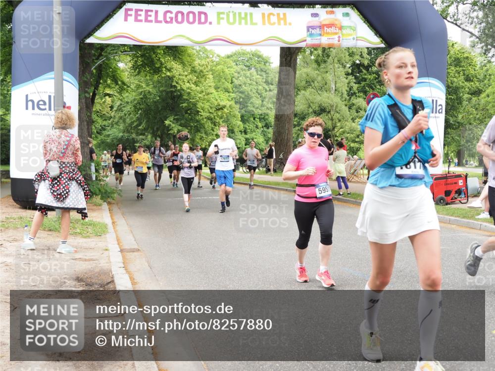 29.06.2025 - hella hamburg halbmarathon MichiJ http://msf.ph/oto/8257880 29.06.2025 10:53:05 Zwischen KM18-KM19 1249, 1781, 4499, 5951, 8402, 8917, 8926, 9829, 10389, 17836, 17866, 18178, 18754 meine-sportfotos.de