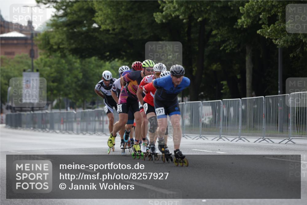 29.06.2025 - hella hamburg halbmarathon Jannik Wohlers http://msf.ph/oto/8257927 29.06.2025 08:49:23 Lombardsbrücke  meine-sportfotos.de