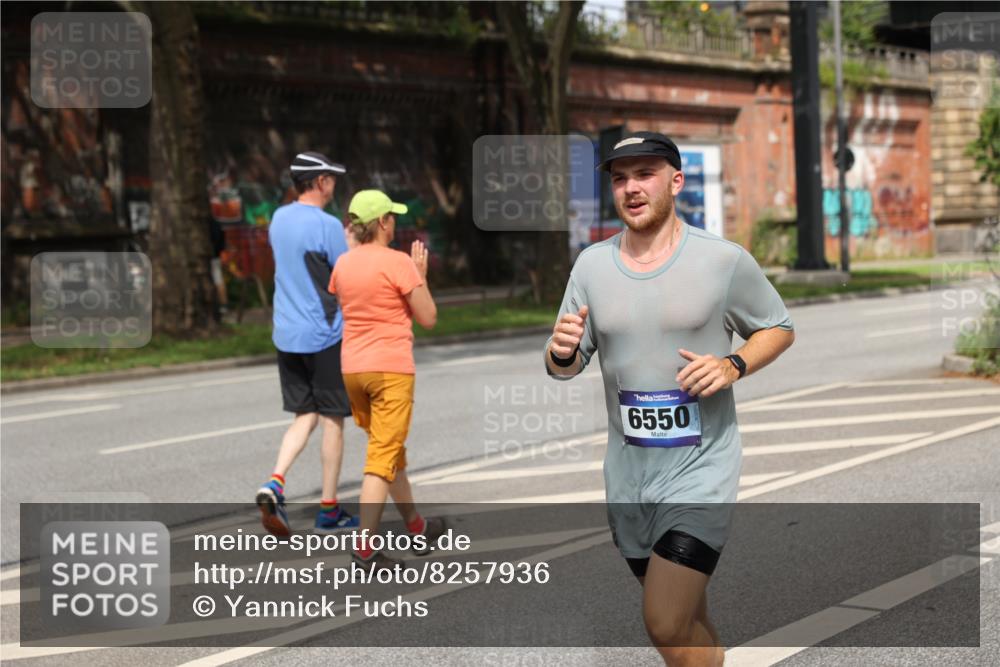 29.06.2025 - hella hamburg halbmarathon Yannick Fuchs http://msf.ph/oto/8257936 29.06.2025 10:35:59 20KM 1570, 1631, 1800, 2579, 4893, 5387, 6550, 6771, 6901, 7432, 7796, 8358, 9547, 9640, 9659, 9711, 9755, 9815, 9885, 10375, 10894, 12292, 12434, 13714, 13876, 14555, 14899, 15351, 16816, 17032, 17100, 17882, 18442, 18491, 18509, 18764, 18802 meine-sportfotos.de
