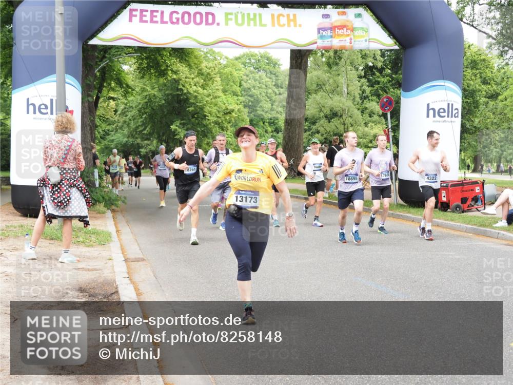 29.06.2025 - hella hamburg halbmarathon MichiJ http://msf.ph/oto/8258148 29.06.2025 10:53:10 Zwischen KM18-KM19 1781, 4227, 4322, 4499, 5951, 8402, 8926, 10389, 13173, 15678, 17077, 17638, 17880, 18178, 18655 meine-sportfotos.de