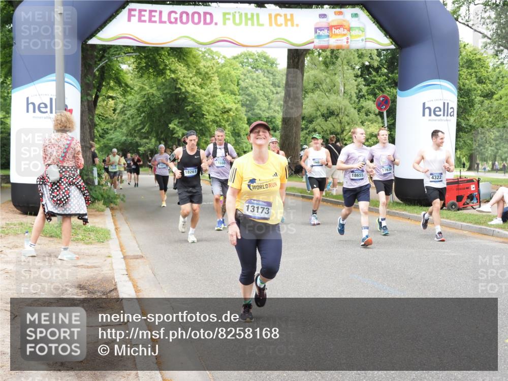 29.06.2025 - hella hamburg halbmarathon MichiJ http://msf.ph/oto/8258168 29.06.2025 10:53:10 Zwischen KM18-KM19 1781, 4227, 4322, 4499, 5951, 8402, 8926, 10389, 13173, 15678, 17077, 17638, 17880, 18178, 18655 meine-sportfotos.de