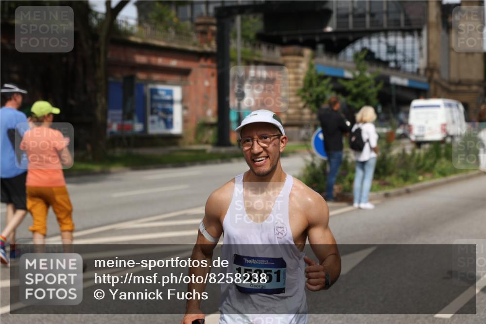 29.06.2025 - hella hamburg halbmarathon Yannick Fuchs http://msf.ph/oto/8258238 29.06.2025 10:36:00 20KM 1570, 1631, 1800, 2579, 4893, 5387, 6550, 6771, 6901, 7432, 7796, 8358, 9547, 9640, 9711, 9755, 9815, 9885, 10375, 10894, 12292, 12434, 13714, 13876, 14555, 14899, 15351, 16084, 16816, 17032, 17100, 17882, 18442, 18491, 18509, 18764, 18802 meine-sportfotos.de