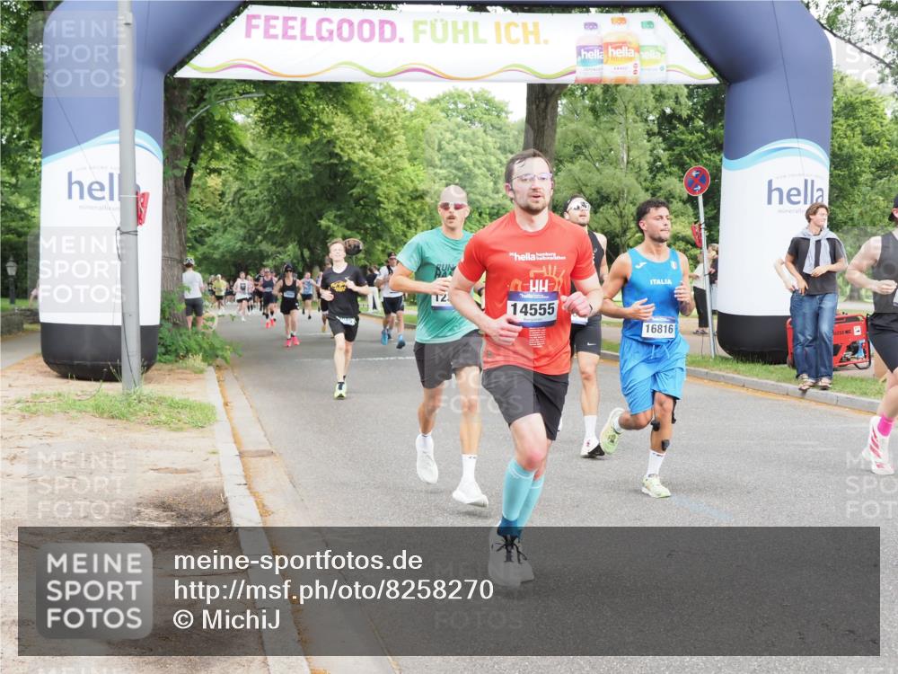 29.06.2025 - hella hamburg halbmarathon MichiJ http://msf.ph/oto/8258270 29.06.2025 10:29:38 Zwischen KM18-KM19 4380, 4634, 4893, 5007, 5014, 8074, 9358, 9885, 10978, 11062, 11922, 12365, 13268, 14555, 15164, 16599, 16816, 17834, 18399 meine-sportfotos.de