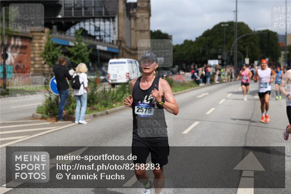 29.06.2025 - hella hamburg halbmarathon Yannick Fuchs http://msf.ph/oto/8258283 29.06.2025 10:36:00 20KM 1570, 1631, 1800, 2579, 4893, 5387, 6550, 6771, 6901, 7432, 7796, 8358, 9547, 9640, 9711, 9755, 9815, 9885, 10375, 10894, 12292, 12434, 13714, 13876, 14555, 14899, 15351, 16084, 16816, 17032, 17100, 17882, 18442, 18491, 18509, 18764, 18802 meine-sportfotos.de