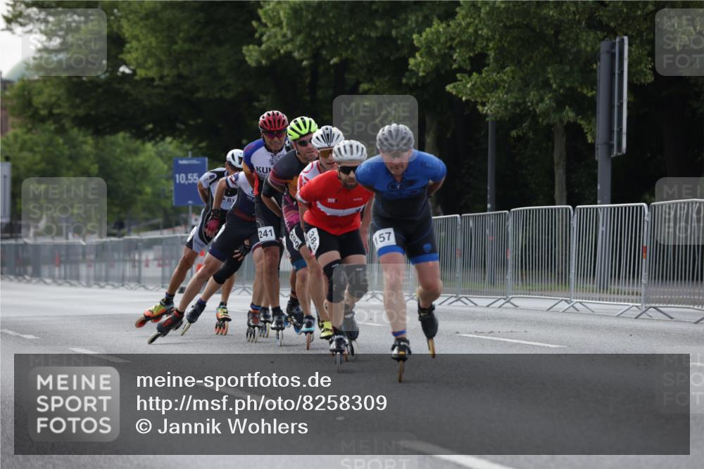 29.06.2025 - hella hamburg halbmarathon Jannik Wohlers http://msf.ph/oto/8258309 29.06.2025 08:49:24 Lombardsbrücke  meine-sportfotos.de