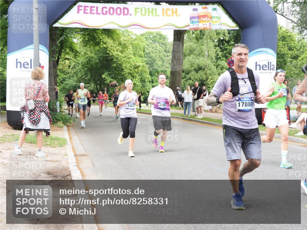 29.06.2025 - hella hamburg halbmarathon MichiJ http://msf.ph/oto/8258331 29.06.2025 10:53:14 Zwischen KM18-KM19 1790, 3461, 4227, 4286, 4322, 13173, 15678, 16099, 17077, 17638, 17880, 18261, 18655 meine-sportfotos.de