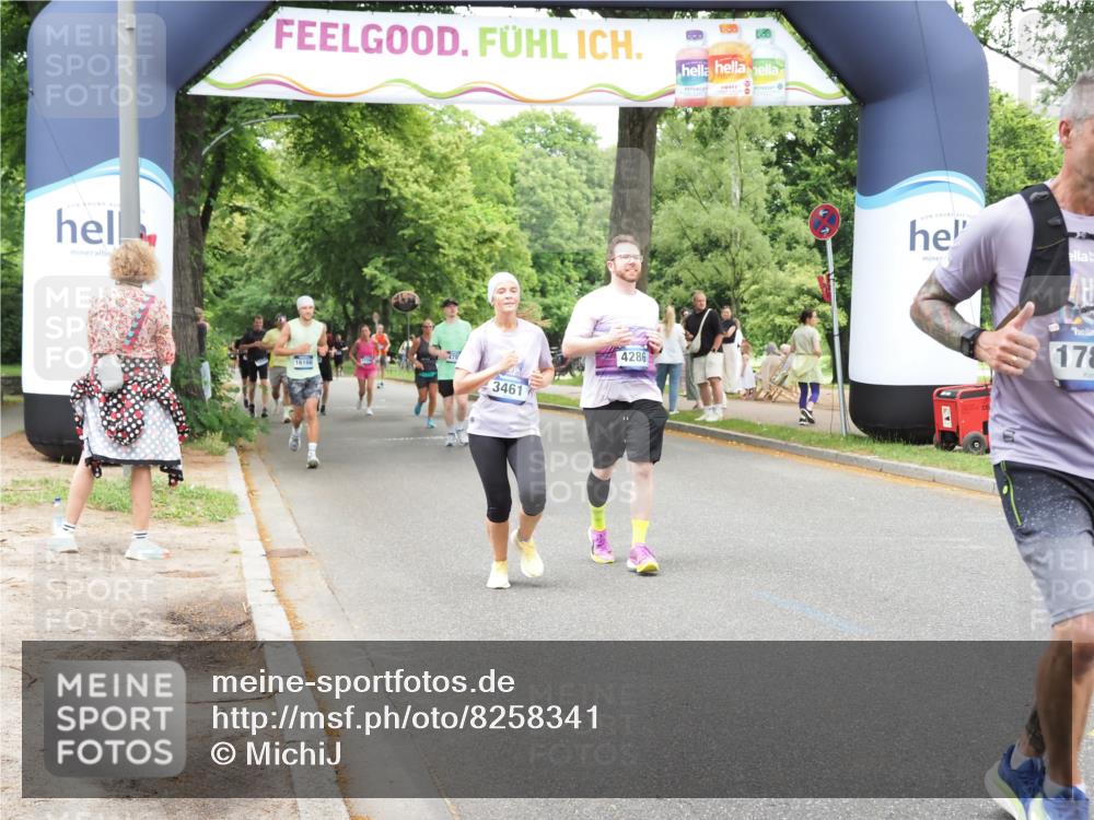 29.06.2025 - hella hamburg halbmarathon MichiJ http://msf.ph/oto/8258341 29.06.2025 10:53:14 Zwischen KM18-KM19 1790, 3461, 4227, 4286, 4322, 13173, 15678, 16099, 17077, 17638, 17880, 18261, 18655 meine-sportfotos.de