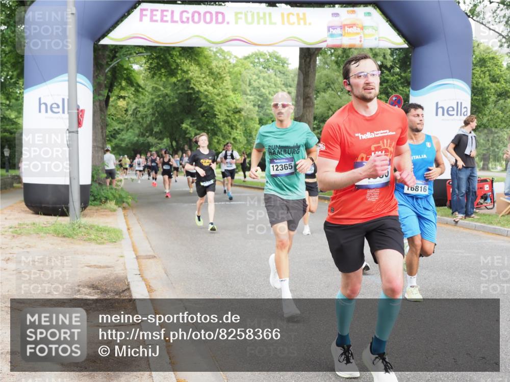 29.06.2025 - hella hamburg halbmarathon MichiJ http://msf.ph/oto/8258366 29.06.2025 10:29:38 Zwischen KM18-KM19 4380, 4634, 4893, 5007, 5014, 8074, 9358, 9885, 10978, 11062, 11922, 12365, 13268, 14555, 15164, 16599, 16816, 17834, 18399 meine-sportfotos.de