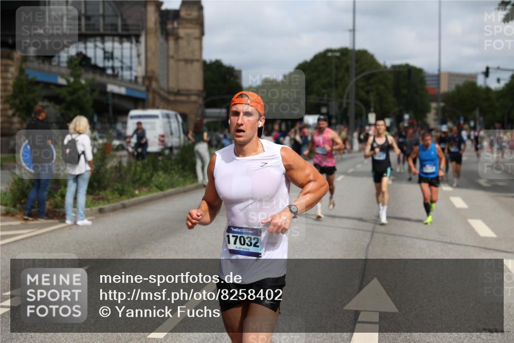 29.06.2025 - hella hamburg halbmarathon Yannick Fuchs http://msf.ph/oto/8258402 29.06.2025 10:36:03 20KM 1570, 1631, 1800, 2579, 4893, 5387, 6550, 6901, 7092, 7432, 7796, 8358, 9547, 9711, 9815, 9885, 10894, 11417, 12434, 12588, 13714, 13876, 14346, 14899, 15351, 16084, 16816, 17032, 17100, 17159, 17882, 18442, 18491, 18509, 18764, 18802 meine-sportfotos.de