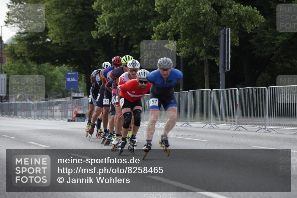 29.06.2025 - hella hamburg halbmarathon Jannik Wohlers http://msf.ph/oto/8258465 29.06.2025 08:49:24 Lombardsbrücke  meine-sportfotos.de