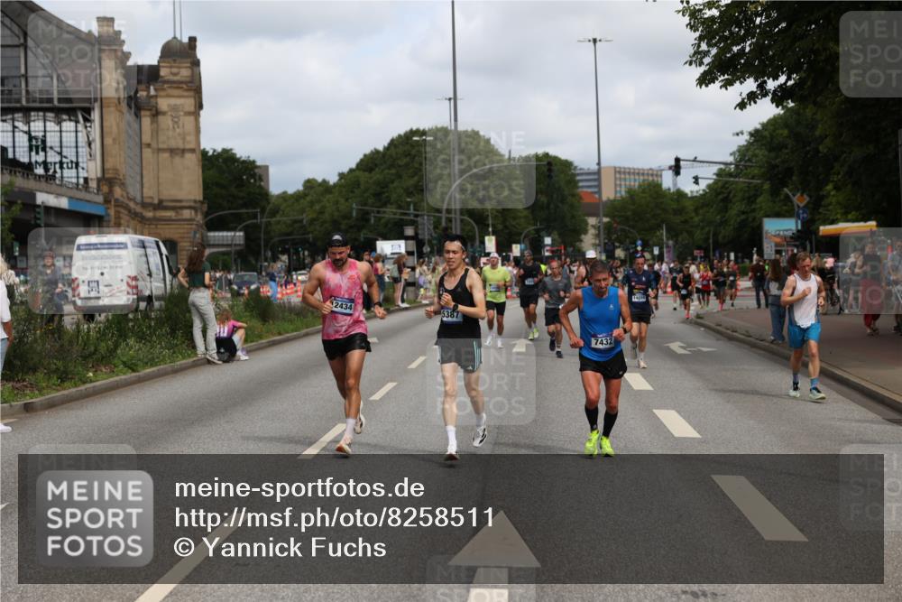 29.06.2025 - hella hamburg halbmarathon Yannick Fuchs http://msf.ph/oto/8258511 29.06.2025 10:36:04 20KM 1570, 1800, 2579, 4893, 5387, 5987, 6550, 6901, 7092, 7432, 8358, 9547, 9815, 9885, 10894, 11417, 12434, 12588, 13714, 13876, 14346, 14899, 15351, 16084, 16816, 17032, 17100, 17159, 17882, 18442, 18491, 18509, 18764, 18802 meine-sportfotos.de