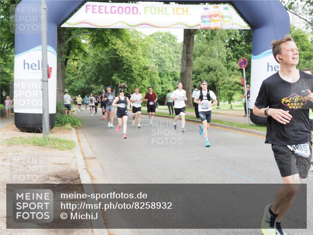 29.06.2025 - hella hamburg halbmarathon MichiJ http://msf.ph/oto/8258932 29.06.2025 10:29:41 Zwischen KM18-KM19 1136, 2675, 4380, 5007, 9358, 9885, 10978, 11062, 11922, 12365, 14555, 15164, 16816, 18399 meine-sportfotos.de