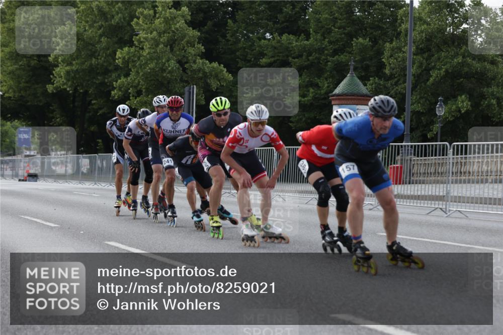29.06.2025 - hella hamburg halbmarathon Jannik Wohlers http://msf.ph/oto/8259021 29.06.2025 08:49:25 Lombardsbrücke  meine-sportfotos.de