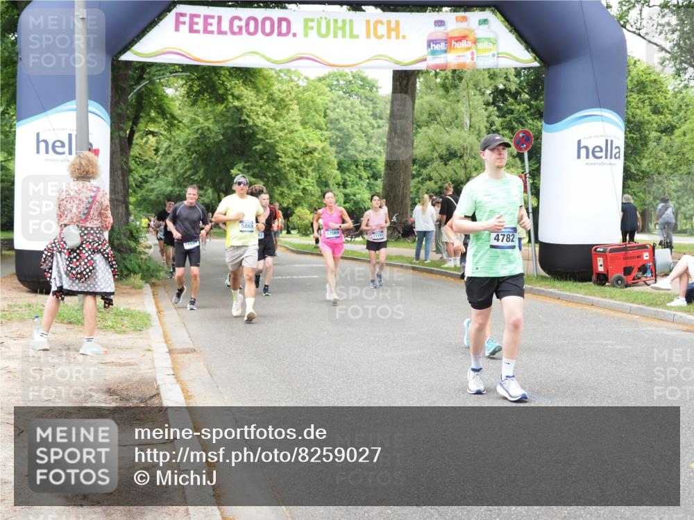 29.06.2025 - hella hamburg halbmarathon MichiJ http://msf.ph/oto/8259027 29.06.2025 10:53:19 Zwischen KM18-KM19 1790, 3461, 4286, 4782, 7485, 11523, 16099, 16166, 17569, 18261 meine-sportfotos.de