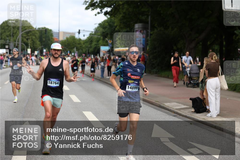 29.06.2025 - hella hamburg halbmarathon Yannick Fuchs http://msf.ph/oto/8259176 29.06.2025 10:36:10 20KM 1570, 1763, 1800, 2579, 2675, 5387, 5987, 6593, 7092, 7432, 8358, 9815, 10415, 10894, 11417, 12434, 12588, 13714, 13876, 14346, 14899, 15521, 16084, 17032, 17159, 17182, 17882, 18442, 18491, 18509, 18764, 18772, 18802, 19046 meine-sportfotos.de