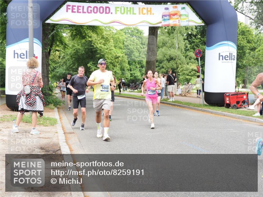 29.06.2025 - hella hamburg halbmarathon MichiJ http://msf.ph/oto/8259191 29.06.2025 10:53:20 Zwischen KM18-KM19 1790, 3461, 4286, 4782, 5869, 7485, 11191, 11523, 16099, 16166, 16602, 17569, 18261 meine-sportfotos.de