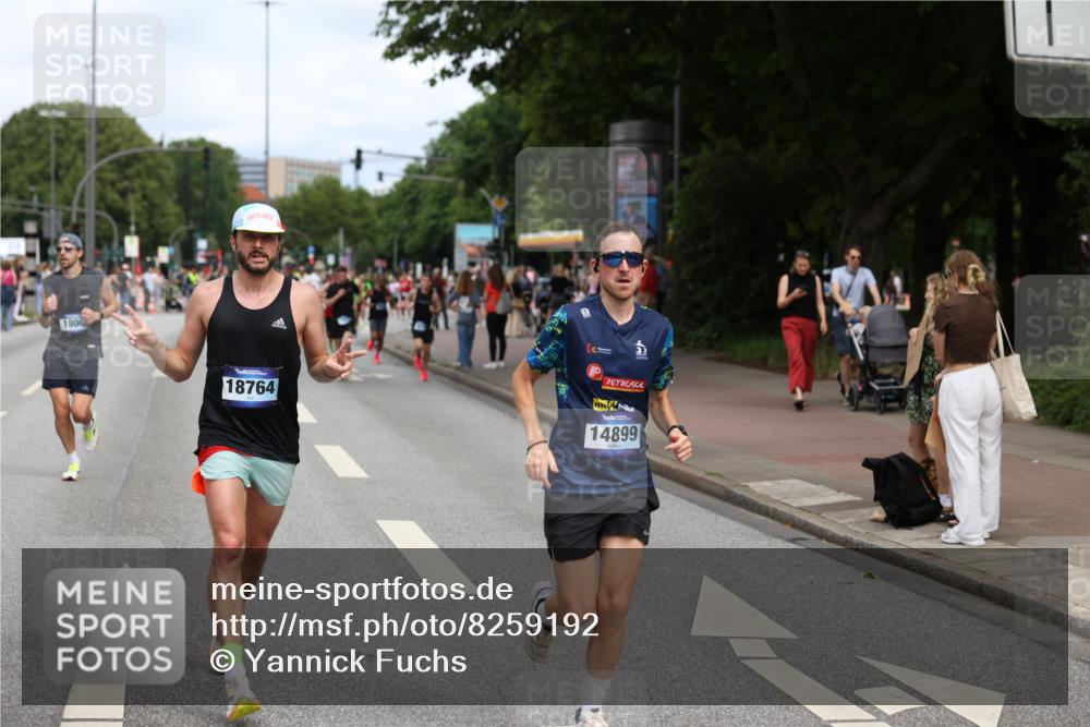 29.06.2025 - hella hamburg halbmarathon Yannick Fuchs http://msf.ph/oto/8259192 29.06.2025 10:36:10 20KM 1570, 1763, 1800, 2579, 2675, 5387, 5987, 6593, 7092, 7432, 8358, 9815, 10415, 10894, 11417, 12434, 12588, 13714, 13876, 14346, 14899, 15521, 16084, 17032, 17159, 17182, 17882, 18442, 18491, 18509, 18764, 18772, 18802, 19046 meine-sportfotos.de