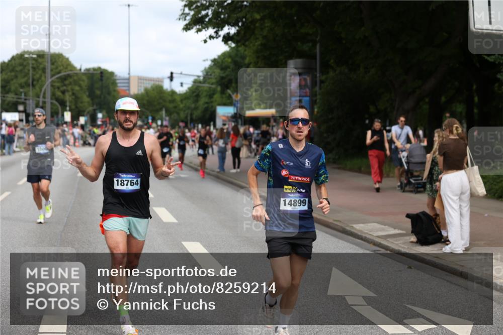 29.06.2025 - hella hamburg halbmarathon Yannick Fuchs http://msf.ph/oto/8259214 29.06.2025 10:36:10 20KM 1570, 1763, 1800, 2579, 2675, 5387, 5987, 6593, 7092, 7432, 8358, 9815, 10415, 10894, 11417, 12434, 12588, 13714, 13876, 14346, 14899, 15521, 16084, 17032, 17159, 17182, 17882, 18442, 18491, 18509, 18764, 18772, 18802, 19046 meine-sportfotos.de