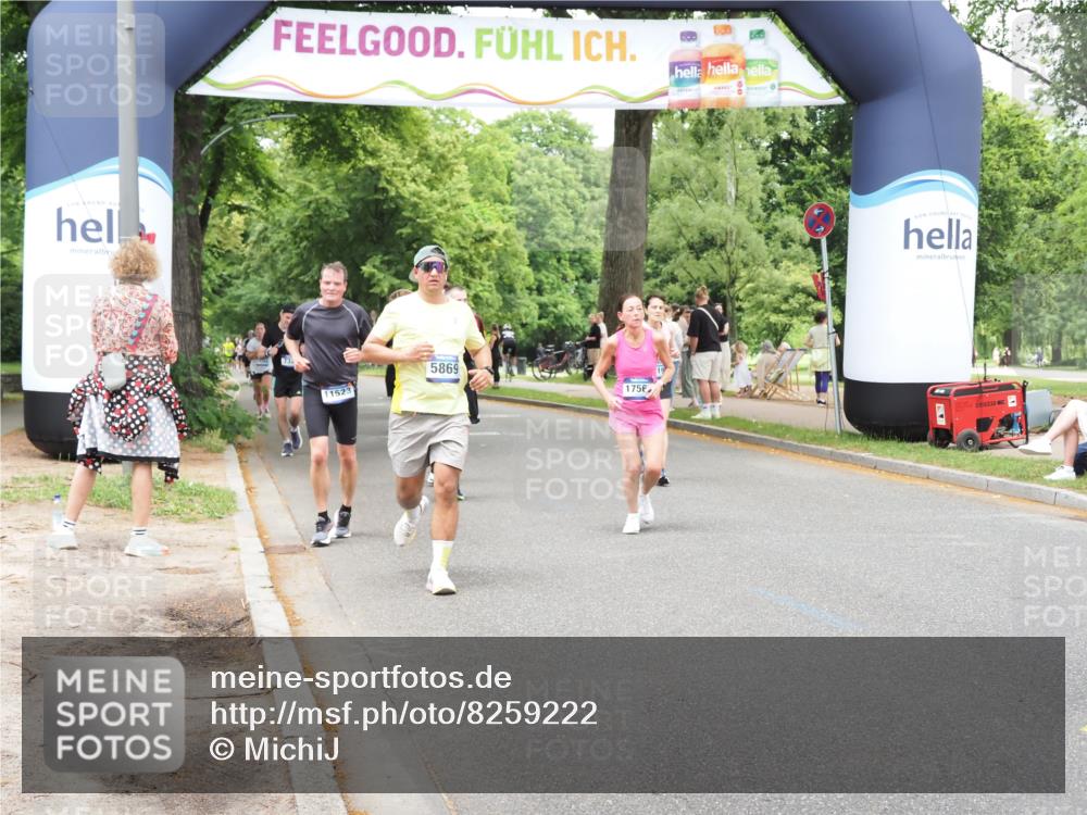 29.06.2025 - hella hamburg halbmarathon MichiJ http://msf.ph/oto/8259222 29.06.2025 10:53:21 Zwischen KM18-KM19 4286, 4782, 5869, 7323, 7485, 11191, 11523, 16166, 16602, 17569 meine-sportfotos.de