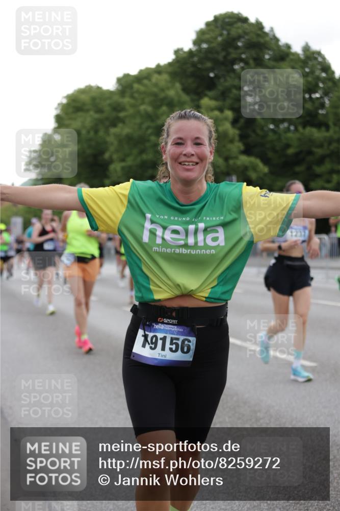 29.06.2025 - hella hamburg halbmarathon Jannik Wohlers http://msf.ph/oto/8259272 29.06.2025 10:32:23 Lombardsbrücke 1078, 1237, 1732, 2059, 2276, 3422, 3660, 3670, 3708, 3753, 4446, 6040, 6861, 7308, 7309, 7387, 7531, 7633, 7749, 7750, 8170, 8839, 9010, 9034, 9188, 9542, 10013, 10048, 10203, 10277, 10470, 10770, 11076, 11248, 11756, 12423, 12424, 12470, 12508, 12907, 13789, 14301, 14347, 15171, 15997, 16129, 16502, 16702, 16898, 16999, 17041, 17102, 17167, 17508, 17664, 18069, 18502, 18706, 18927, 19156 meine-sportfotos.de