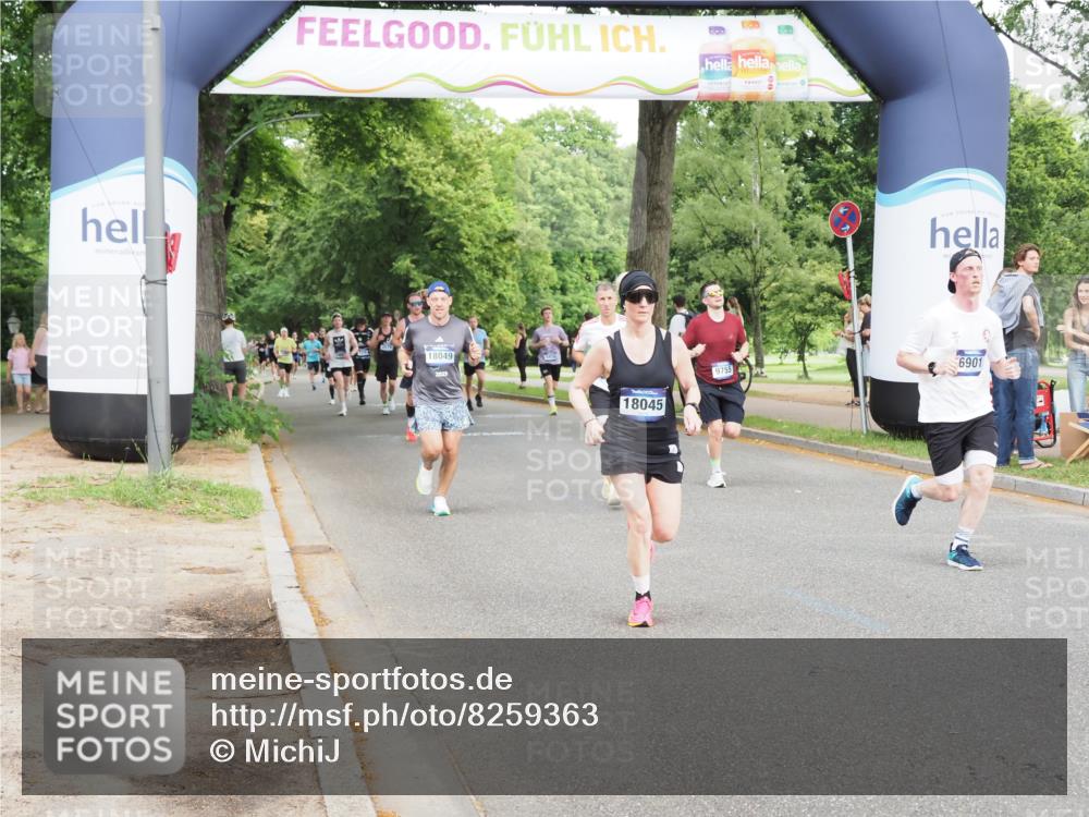 29.06.2025 - hella hamburg halbmarathon MichiJ http://msf.ph/oto/8259363 29.06.2025 10:29:43 Zwischen KM18-KM19 1136, 2675, 4380, 6901, 9358, 9885, 10978, 12365, 14555, 15164, 16816, 17182, 18045, 18399 meine-sportfotos.de