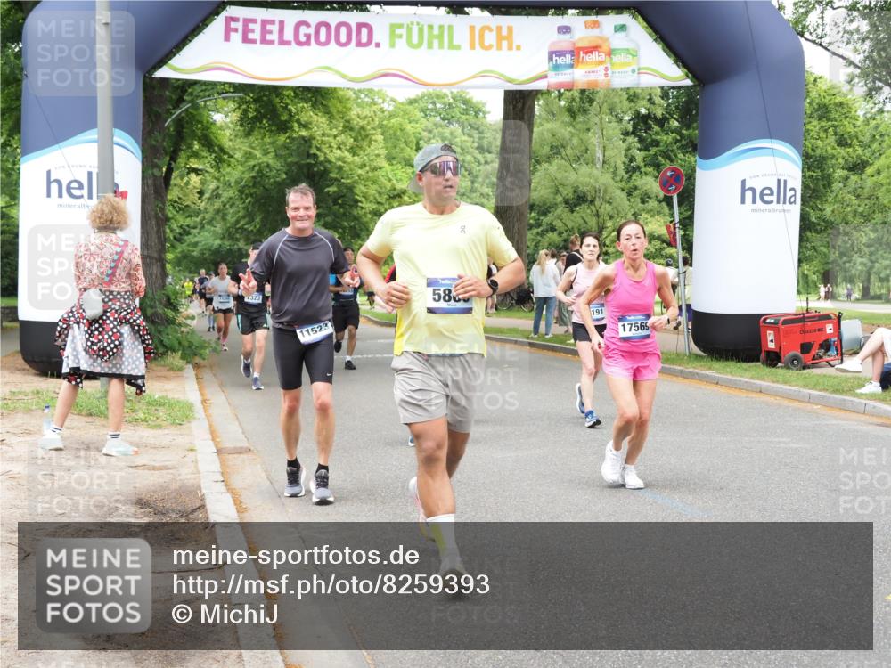 29.06.2025 - hella hamburg halbmarathon MichiJ http://msf.ph/oto/8259393 29.06.2025 10:53:22 Zwischen KM18-KM19 2142, 4286, 4782, 5869, 7323, 7485, 11191, 11523, 16166, 16602, 17569 meine-sportfotos.de