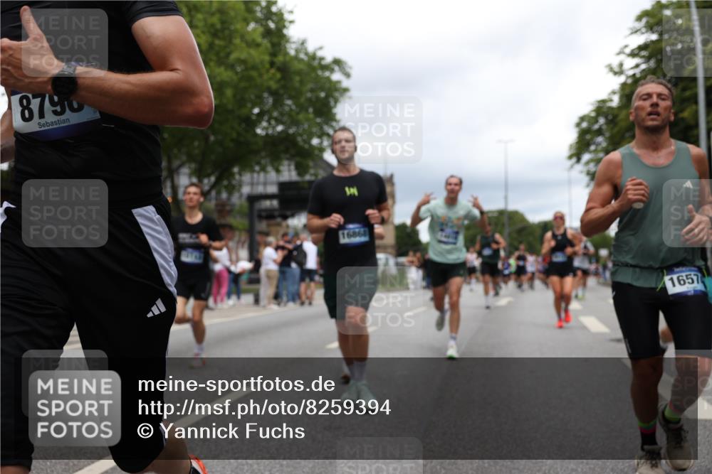 29.06.2025 - hella hamburg halbmarathon Yannick Fuchs http://msf.ph/oto/8259394 29.06.2025 10:48:32 20KM 1327, 1410, 1496, 1815, 2474, 2771, 2884, 3041, 3177, 3791, 3794, 3861, 3945, 4189, 4231, 4938, 6082, 6084, 6356, 6443, 6581, 6587, 6723, 6994, 8223, 8449, 8514, 8698, 8772, 8798, 9012, 9060, 9227, 10191, 10192, 10263, 10266, 11333, 11499, 11747, 12186, 12362, 12489, 13297, 13869, 13988, 14036, 14175, 14592, 14638, 14660, 14818, 14948, 15113, 15156, 15169, 15408, 15524, 15879, 16047, 16092, 16574, 16750, 17740, 17765, 19177 meine-sportfotos.de