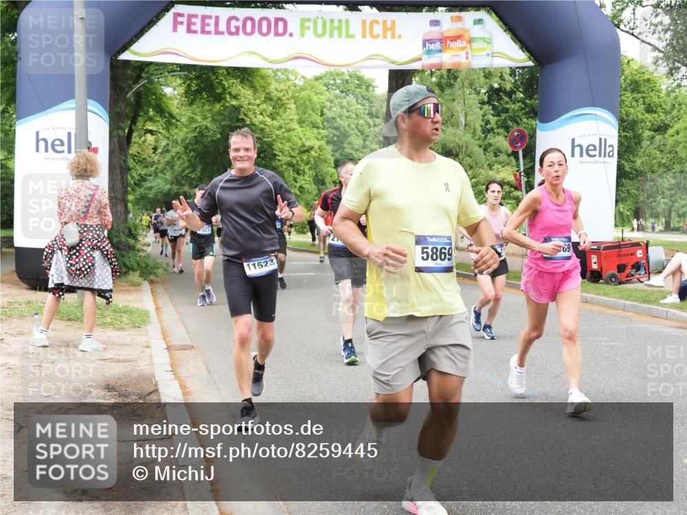 29.06.2025 - hella hamburg halbmarathon MichiJ http://msf.ph/oto/8259445 29.06.2025 10:53:22 Zwischen KM18-KM19 2142, 4286, 4782, 5869, 7323, 7485, 11191, 11523, 16166, 16602, 17569 meine-sportfotos.de