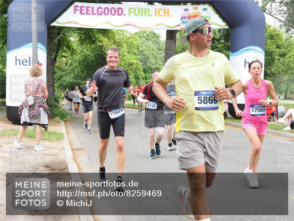 29.06.2025 - hella hamburg halbmarathon MichiJ http://msf.ph/oto/8259469 29.06.2025 10:53:22 Zwischen KM18-KM19 2142, 4286, 4782, 5869, 7323, 7485, 11191, 11523, 16166, 16602, 17569 meine-sportfotos.de