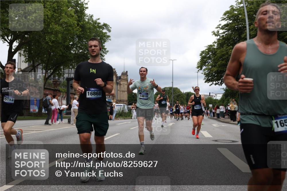 29.06.2025 - hella hamburg halbmarathon Yannick Fuchs http://msf.ph/oto/8259627 29.06.2025 10:48:32 20KM 1327, 1410, 1496, 1815, 2474, 2771, 2884, 3041, 3177, 3791, 3794, 3861, 3945, 4189, 4231, 4938, 6082, 6084, 6356, 6443, 6581, 6587, 6723, 6994, 8223, 8449, 8514, 8698, 8772, 8798, 9012, 9060, 9227, 10191, 10192, 10263, 10266, 11333, 11499, 11747, 12186, 12362, 12489, 13297, 13869, 13988, 14036, 14175, 14592, 14638, 14660, 14818, 14948, 15113, 15156, 15169, 15408, 15524, 15879, 16047, 16092, 16574, 16750, 17740, 17765, 19177 meine-sportfotos.de
