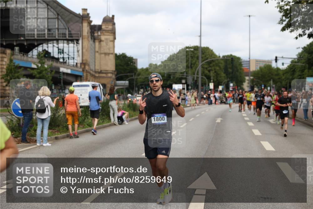 29.06.2025 - hella hamburg halbmarathon Yannick Fuchs http://msf.ph/oto/8259649 29.06.2025 10:36:12 20KM 1570, 1763, 1800, 2675, 5387, 5987, 6593, 7092, 7432, 8358, 9815, 10415, 10894, 11417, 12434, 12588, 13714, 13876, 14346, 14899, 15521, 15935, 16084, 17159, 17182, 17882, 18442, 18491, 18509, 18764, 18772, 18802, 19046 meine-sportfotos.de