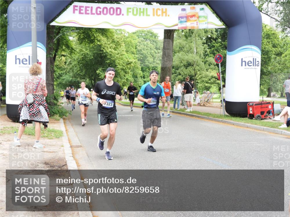 29.06.2025 - hella hamburg halbmarathon MichiJ http://msf.ph/oto/8259658 29.06.2025 10:53:25 Zwischen KM18-KM19 2142, 5869, 7323, 7485, 11191, 11523, 12255, 15394, 16166, 16602, 17569 meine-sportfotos.de