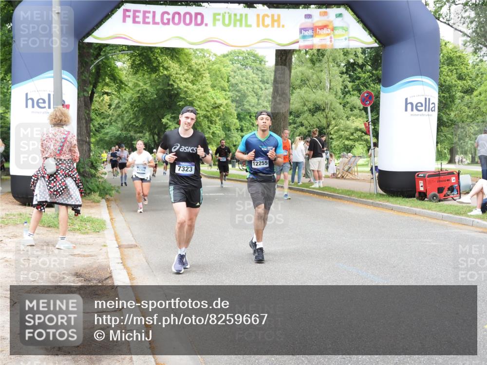 29.06.2025 - hella hamburg halbmarathon MichiJ http://msf.ph/oto/8259667 29.06.2025 10:53:25 Zwischen KM18-KM19 2142, 5869, 7323, 7485, 11191, 11523, 12255, 15394, 16166, 16602, 17569 meine-sportfotos.de
