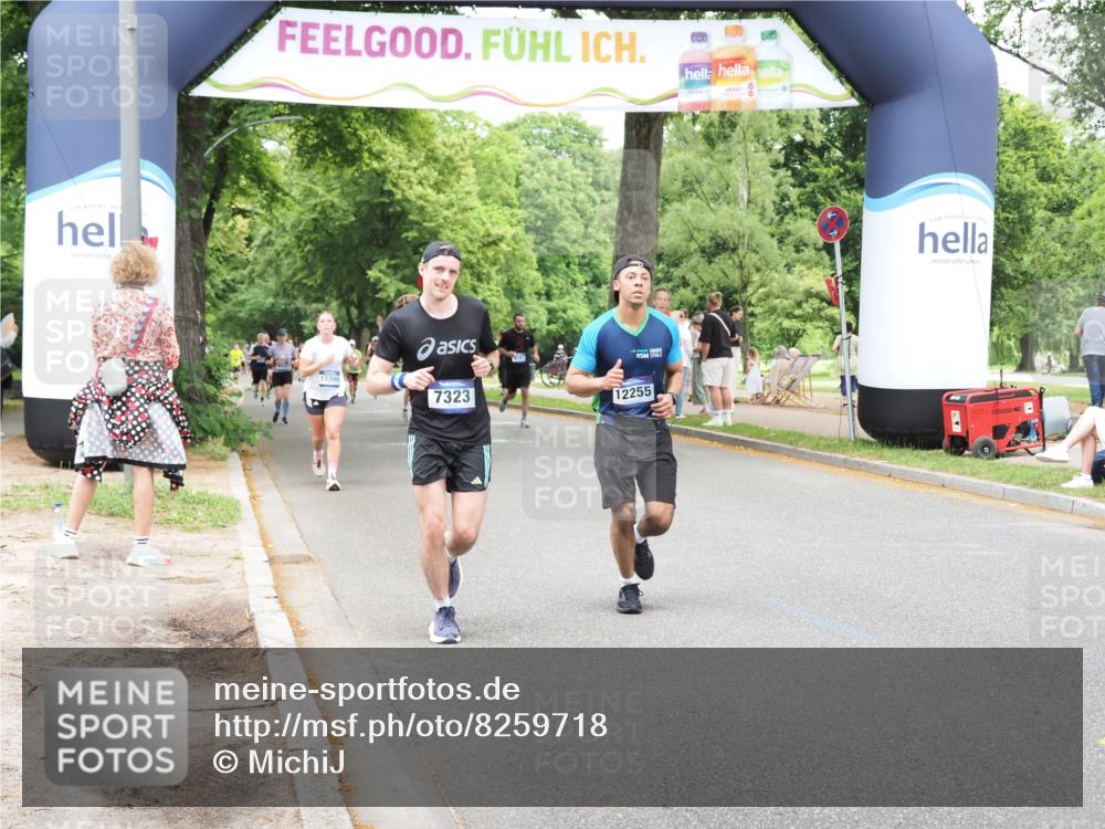 29.06.2025 - hella hamburg halbmarathon MichiJ http://msf.ph/oto/8259718 29.06.2025 10:53:25 Zwischen KM18-KM19 2142, 5869, 7323, 7485, 11191, 11523, 12255, 15394, 16166, 16602, 17569 meine-sportfotos.de