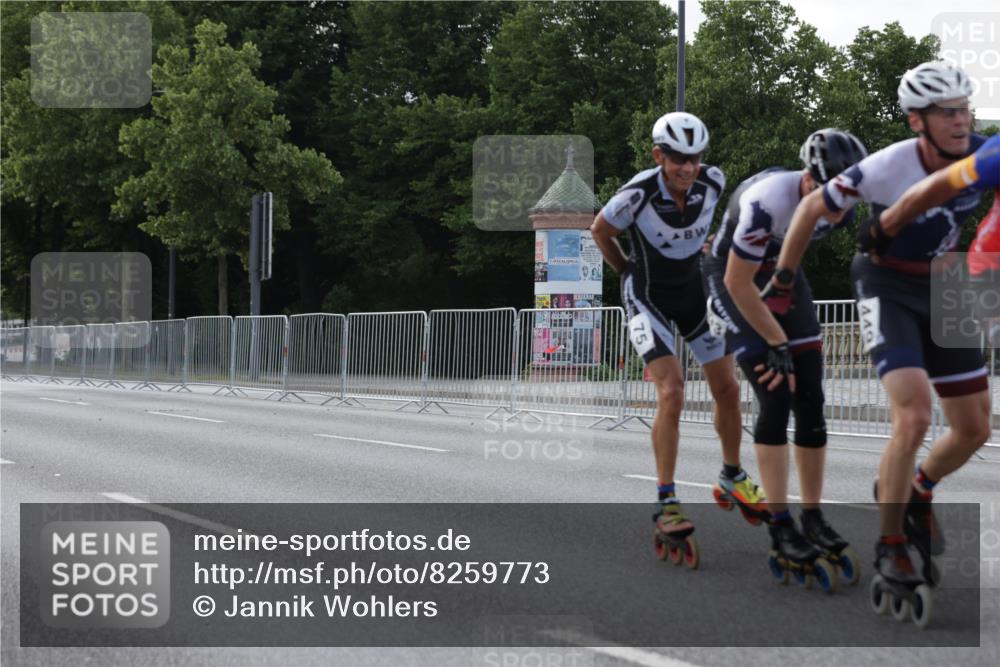 29.06.2025 - hella hamburg halbmarathon Jannik Wohlers http://msf.ph/oto/8259773 29.06.2025 08:49:26 Lombardsbrücke  meine-sportfotos.de