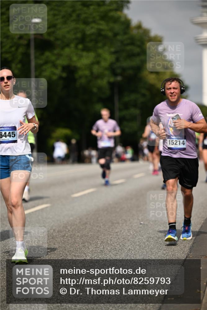 29.06.2025 - hella hamburg halbmarathon Dr. Thomas Lammeyer http://msf.ph/oto/8259793 29.06.2025 10:14:37 Kennedybrücke 1052, 1186, 1548, 1781, 5182, 5653, 5806, 7058, 8561, 8685, 9150, 9829 meine-sportfotos.de