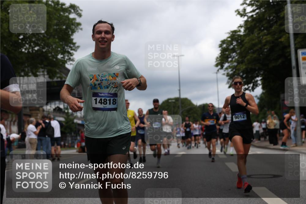 29.06.2025 - hella hamburg halbmarathon Yannick Fuchs http://msf.ph/oto/8259796 29.06.2025 10:48:33 20KM 1125, 1327, 1410, 1496, 1815, 2474, 2771, 2884, 3041, 3177, 3791, 3794, 3861, 3945, 4189, 4231, 4938, 5319, 6082, 6084, 6356, 6443, 6581, 6587, 6723, 6994, 8449, 8514, 8698, 8772, 8798, 9012, 9060, 9227, 10191, 10192, 10263, 10266, 11333, 11499, 11747, 11976, 12186, 12362, 12489, 12961, 13297, 13869, 13988, 14036, 14175, 14592, 14638, 14660, 14818, 14948, 15113, 15156, 15169, 15389, 15408, 15524, 15879, 16047, 16092, 16574, 17740 meine-sportfotos.de