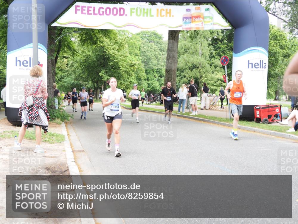 29.06.2025 - hella hamburg halbmarathon MichiJ http://msf.ph/oto/8259854 29.06.2025 10:53:27 Zwischen KM18-KM19 2142, 3071, 5869, 7323, 11191, 11523, 12255, 15394, 16602, 17569 meine-sportfotos.de