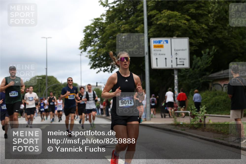 29.06.2025 - hella hamburg halbmarathon Yannick Fuchs http://msf.ph/oto/8259888 29.06.2025 10:48:33 20KM 1125, 1327, 1410, 1496, 1815, 2474, 2771, 2884, 3041, 3177, 3791, 3794, 3861, 3945, 4189, 4231, 4938, 5319, 6082, 6084, 6356, 6443, 6581, 6587, 6723, 6994, 8449, 8514, 8698, 8772, 8798, 9012, 9060, 9227, 10191, 10192, 10263, 10266, 11333, 11499, 11747, 11976, 12186, 12362, 12489, 12961, 13297, 13869, 13988, 14036, 14175, 14592, 14638, 14660, 14818, 14948, 15113, 15156, 15169, 15389, 15408, 15524, 15879, 16047, 16092, 16574, 17740 meine-sportfotos.de