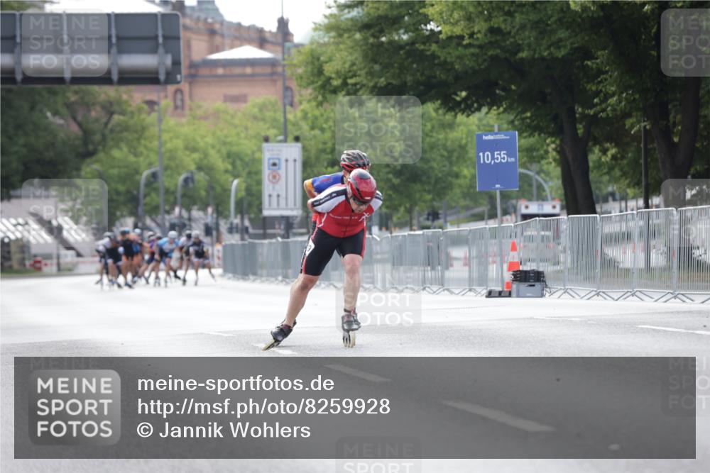 29.06.2025 - hella hamburg halbmarathon Jannik Wohlers http://msf.ph/oto/8259928 29.06.2025 08:49:48 Lombardsbrücke  meine-sportfotos.de