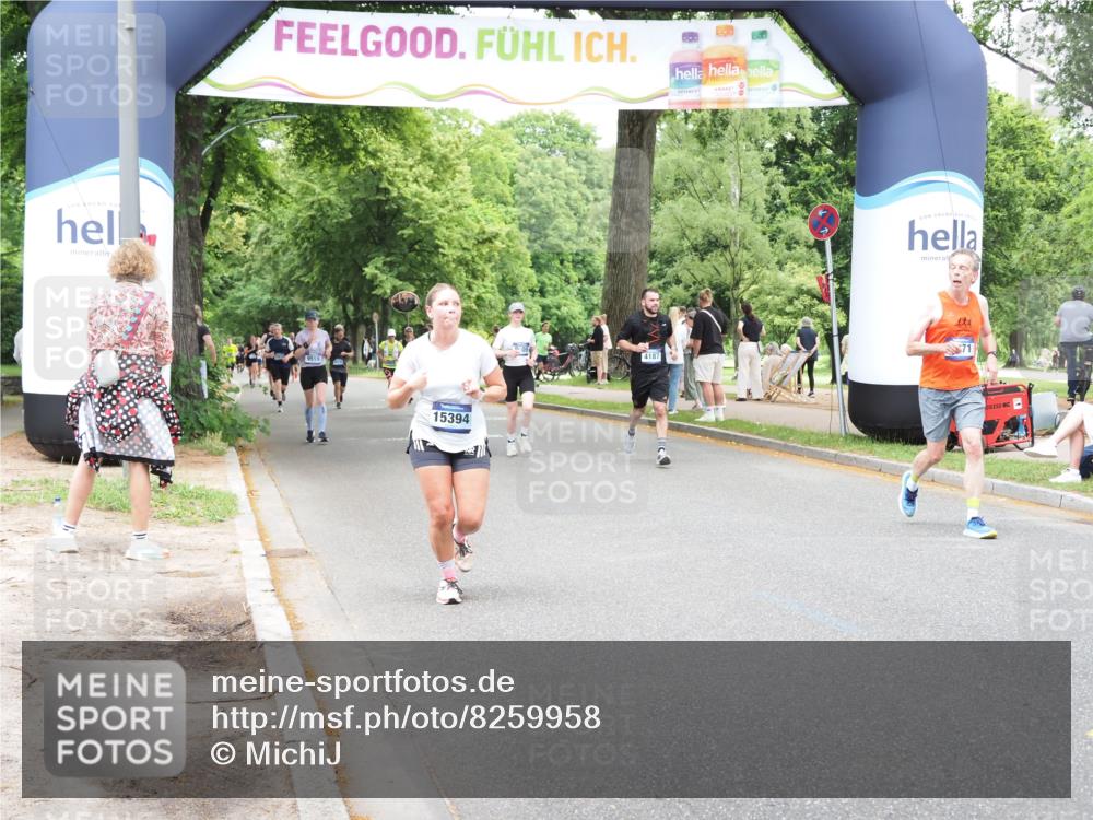 29.06.2025 - hella hamburg halbmarathon MichiJ http://msf.ph/oto/8259958 29.06.2025 10:53:28 Zwischen KM18-KM19 2142, 3071, 4187, 5869, 7323, 11191, 12255, 15394, 16602 meine-sportfotos.de