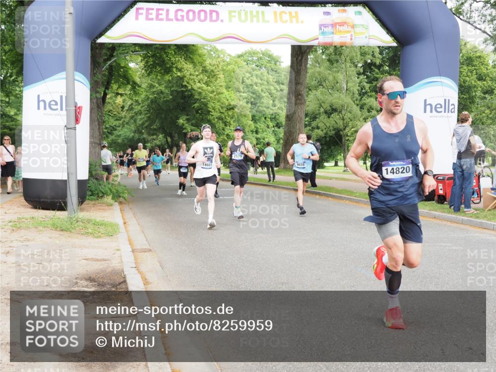 29.06.2025 - hella hamburg halbmarathon MichiJ http://msf.ph/oto/8259959 29.06.2025 10:29:47 Zwischen KM18-KM19 1136, 2675, 5410, 6901, 9659, 9755, 14661, 14820, 17182, 18045, 18049 meine-sportfotos.de