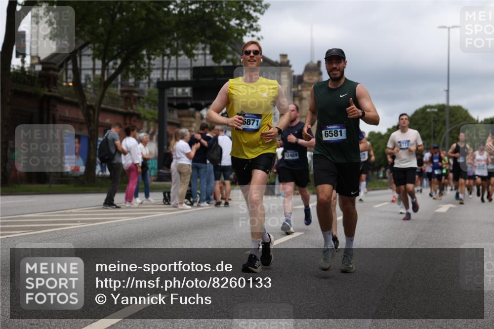 29.06.2025 - hella hamburg halbmarathon Yannick Fuchs http://msf.ph/oto/8260133 29.06.2025 10:48:34 20KM 1125, 1327, 1410, 1496, 1815, 2474, 2561, 2771, 2884, 3041, 3177, 3791, 3794, 3861, 3945, 4189, 4231, 4938, 5319, 6082, 6084, 6356, 6443, 6581, 6587, 6723, 6994, 8449, 8514, 8698, 8772, 8798, 9012, 9060, 9227, 10191, 10192, 10263, 10266, 11333, 11499, 11747, 11976, 12186, 12362, 12489, 12961, 13297, 13988, 14036, 14175, 14592, 14638, 14660, 14818, 14948, 15113, 15156, 15169, 15389, 15408, 15524, 15879, 16047, 16092, 16574, 17740 meine-sportfotos.de